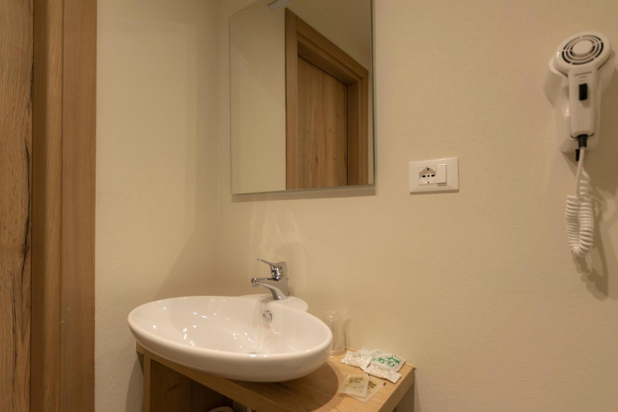 Hotel Petit Palais Breuil-Cervinia Pokoj fotografie