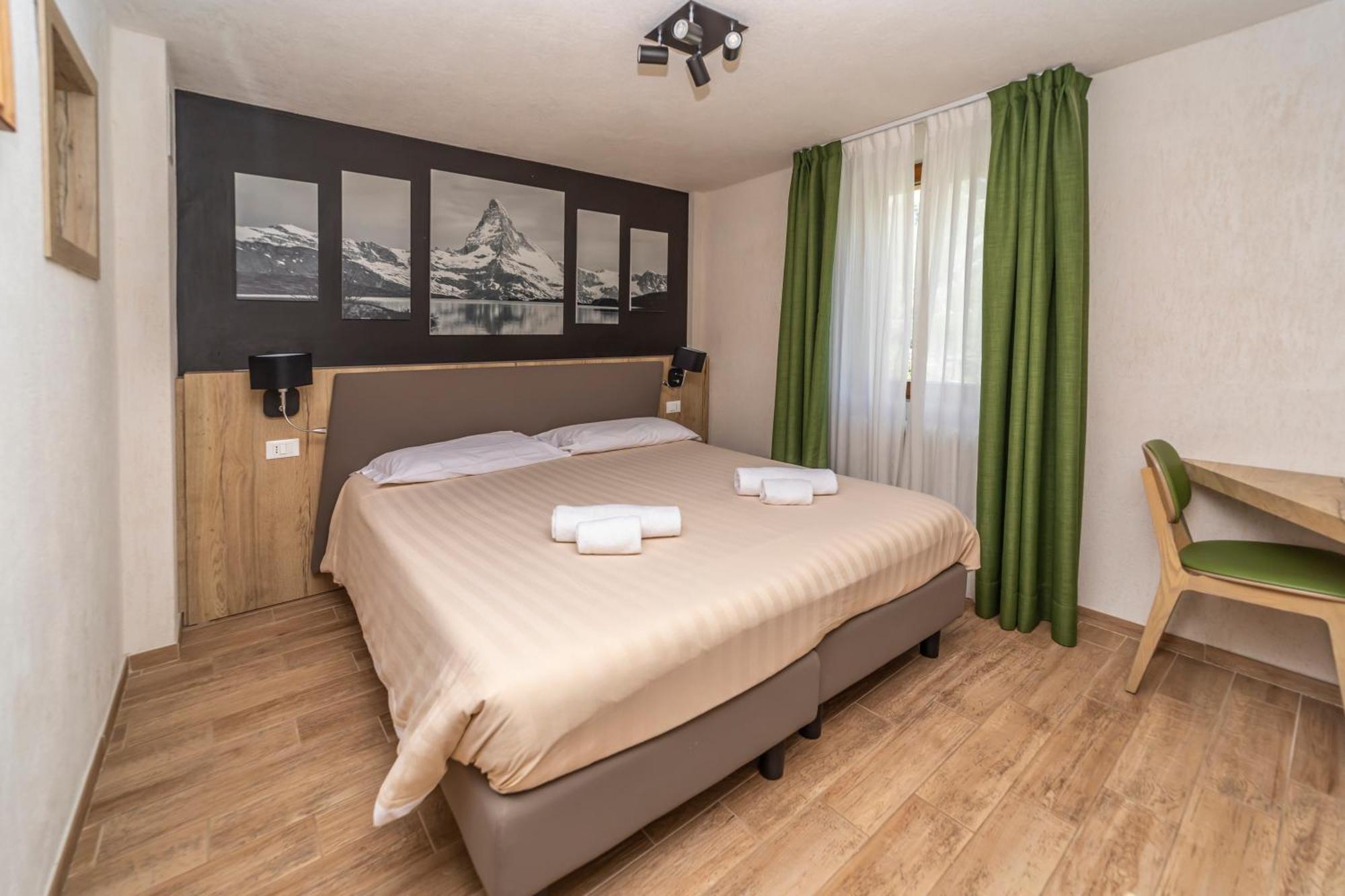 Hotel Petit Palais Breuil-Cervinia Pokoj fotografie